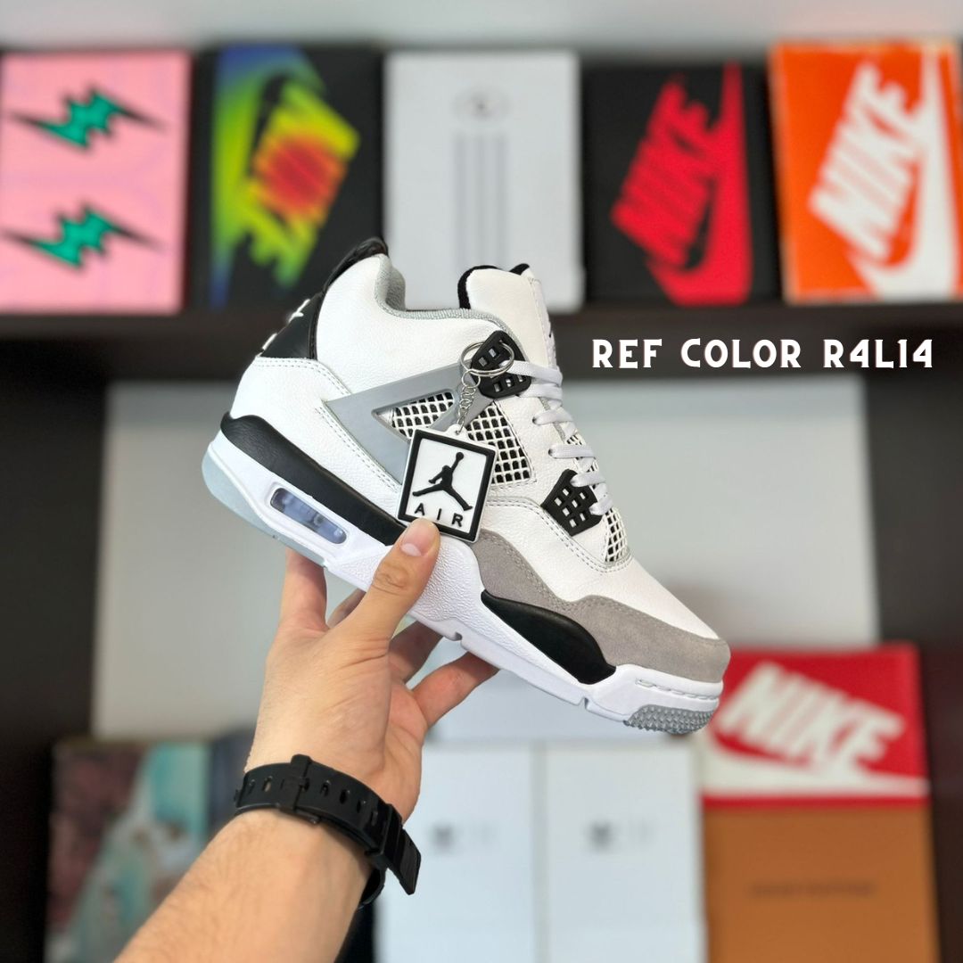 Jordan retro 4