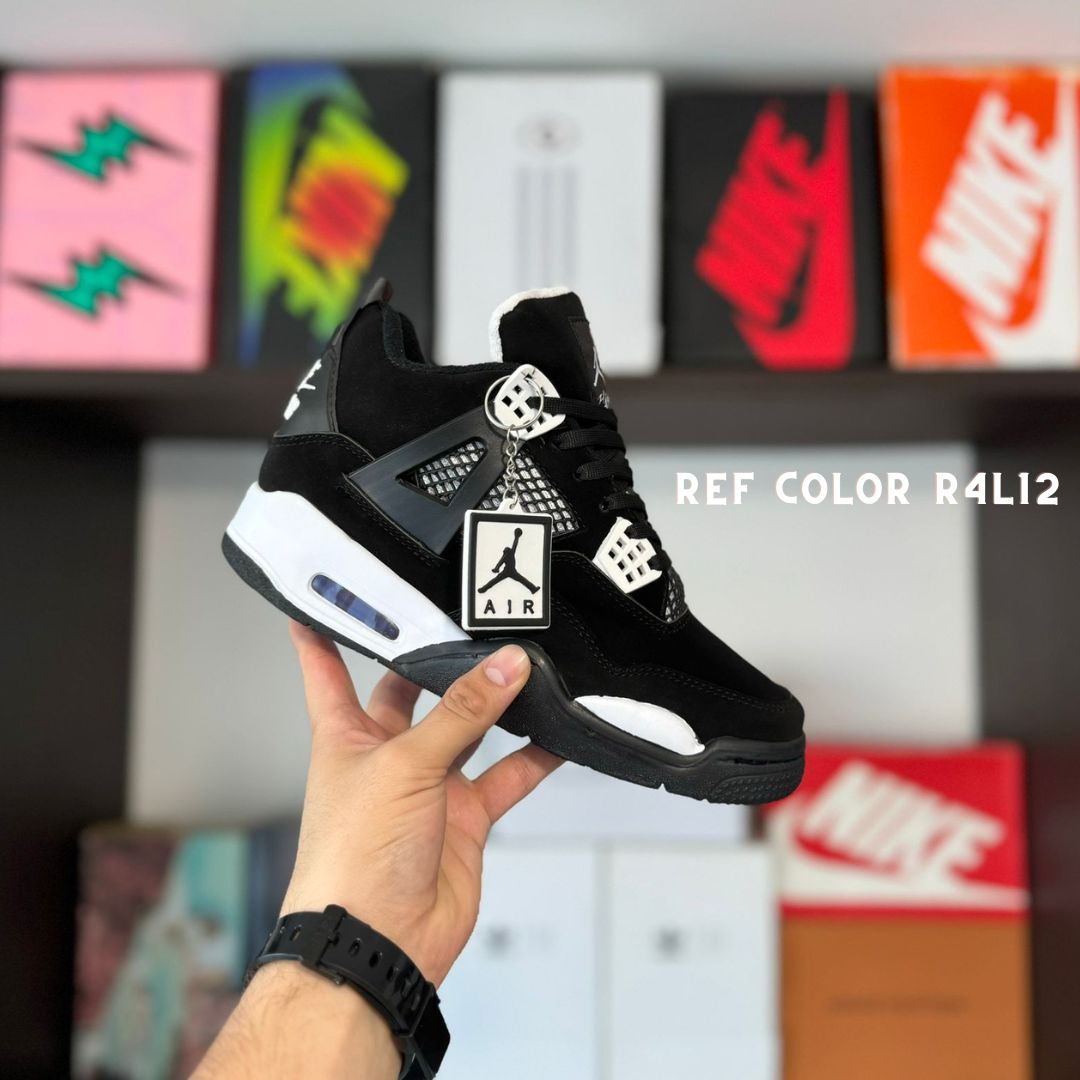Jordan retro 4